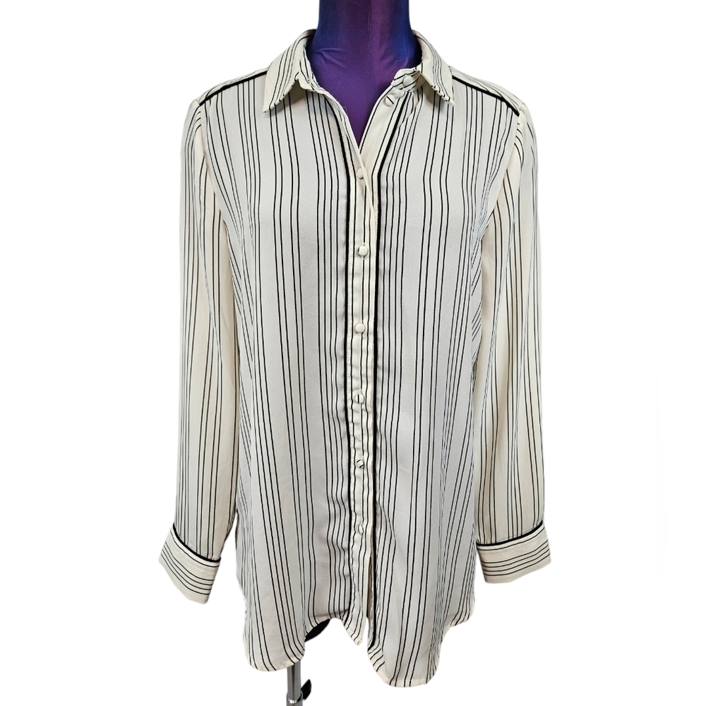 Who What Wear Striped Chiffon Button Down Blouse Size‎ Medium Women's Top - Picture 10 of 10